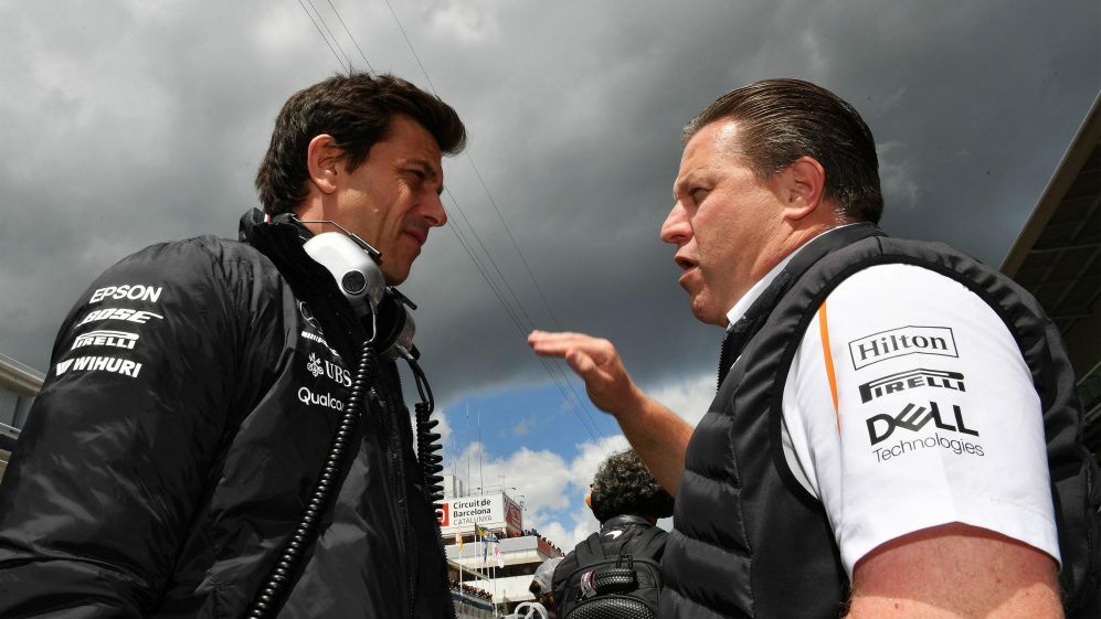 Зак Браун объяснил, как McLaren удалось избежать проблем с надежностью моторов Mercedes