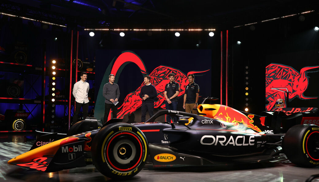 Хельмут Марко: Red Bull Racing столкнулась с большими препятствиями при разработке новой машины