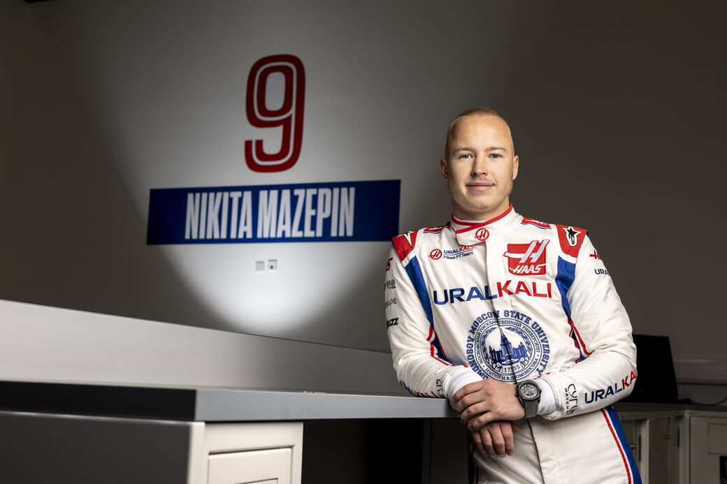 Никита Мазепин первым сядет за руль новой машины Haas на тестах